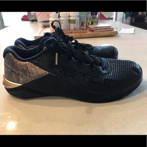 Nike Women's Metcon 5 Rosegold shoes 8